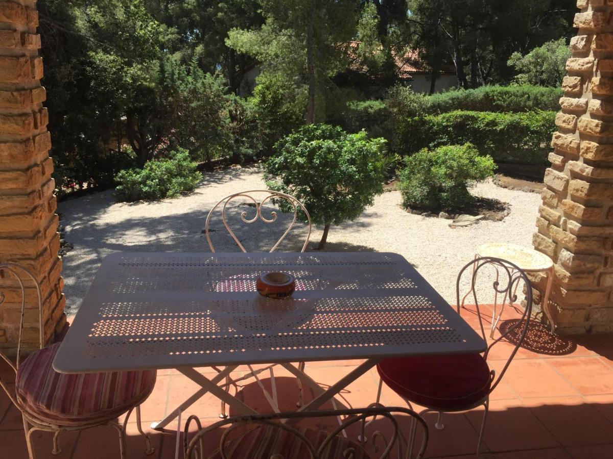 Villa Provencale - Grand Jardin - 2 Chambres บ็องโดล ภายนอก รูปภาพ